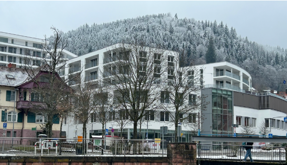 The Hill Wohngebäude - KfW-55 Standard im Winter